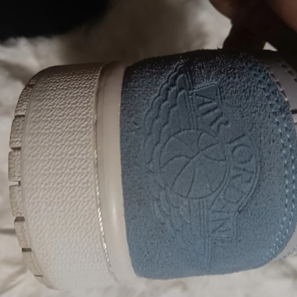 Nike Air Jordan 1 One Paris Low - Picture 5 of 6